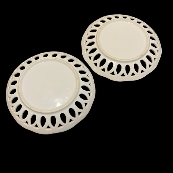 Vintage Lattice Edge Farm Scene Plates - Set of 2 - Picture 4 of 5